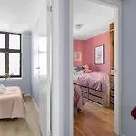 Dinbnb L Family Friendly L 1000m From Station L New L Free Parking Apartment