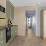 Dinbnb L Family Friendly L 1000m From Station L New L Free Parking *