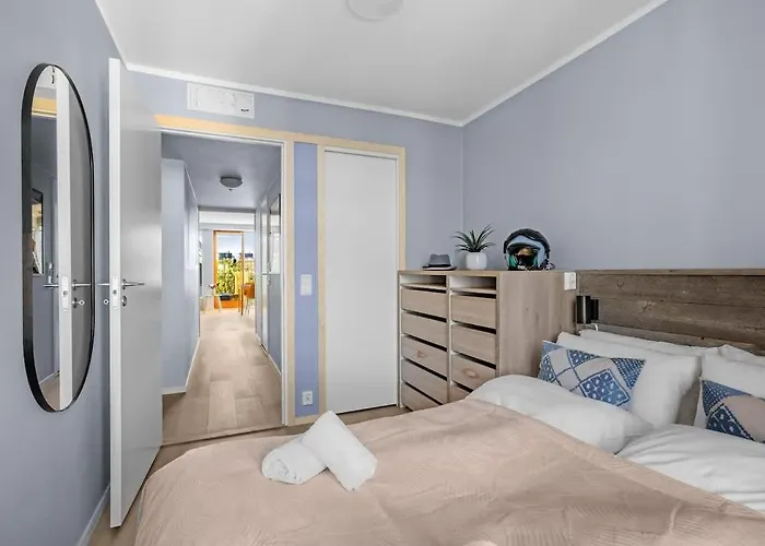 Dinbnb L Family Friendly L 1000m From Station L New L Free Parking Осло